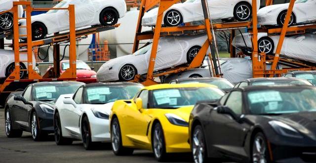 2014 Chevrolet Corvette C7 Stingray: Efsane Geri Döndü!