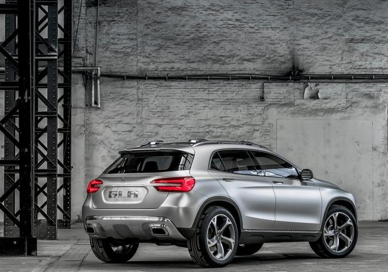 Mercedes GLA Konsept, kompakt SUV segmentinde A-Serisi temeliyle geliştirilen şık tasarımı ve ileri teknoloji motor seçenekleriyle dikkat çekiyor.