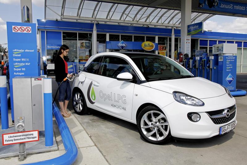 Opel Adam LPG ile 1.200 km Menzil Sunuyor