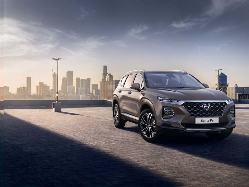 Hyundai, Yeni Santa Fe’nin İlk Fotoğraflarını Yayınladı