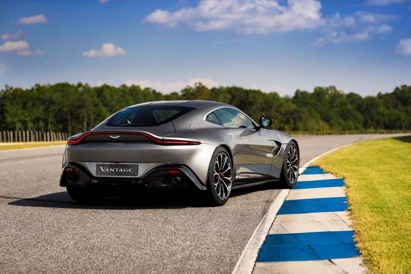 Aston Martin Vantage Yaz Ayında Türkiye’de!
