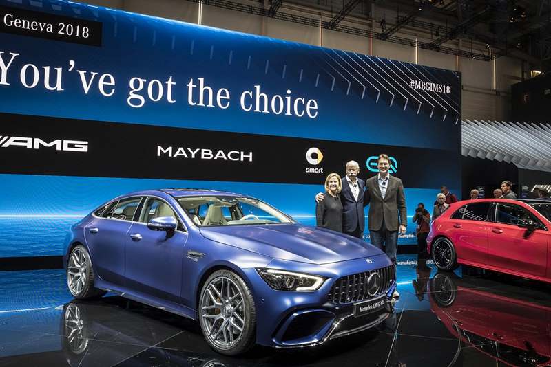 Mercedes-Benz, 2018 Cenevre Otomobil Fuarı Ziyaretçilerini Adeta Büyüledi