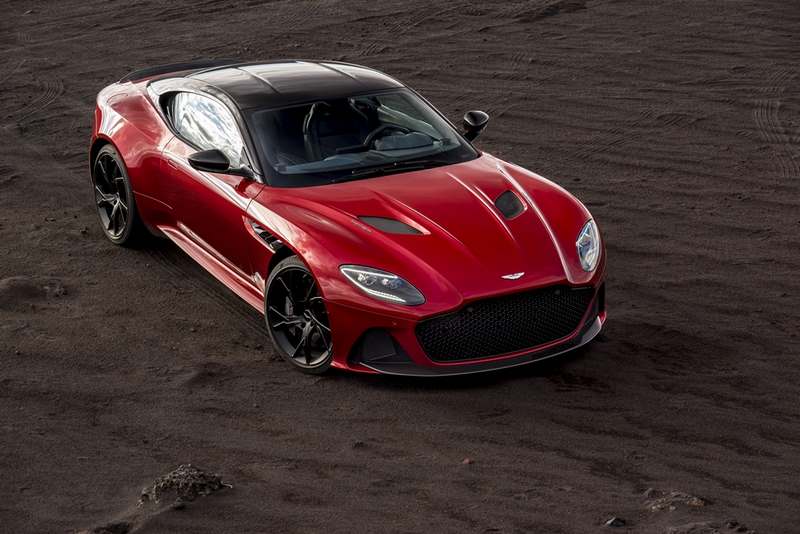 Aston Martin DBS Superleggera Sahnede!