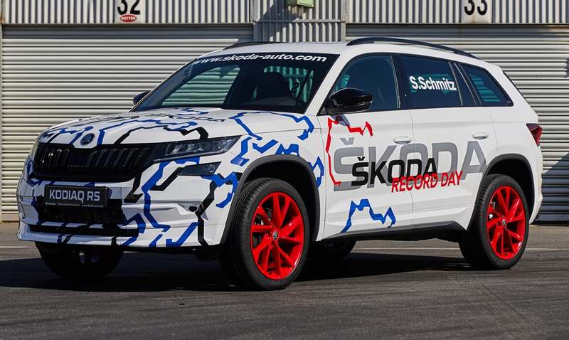 Škoda Kodiaq RS Rekorla Geliyor