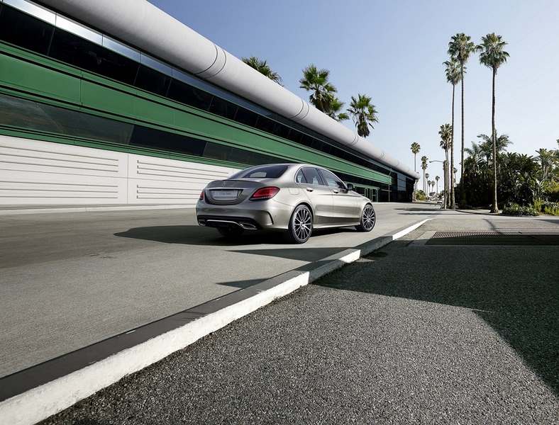 Yeni Mercedes-Benz C-Serisi Ailesi Türkiye’de