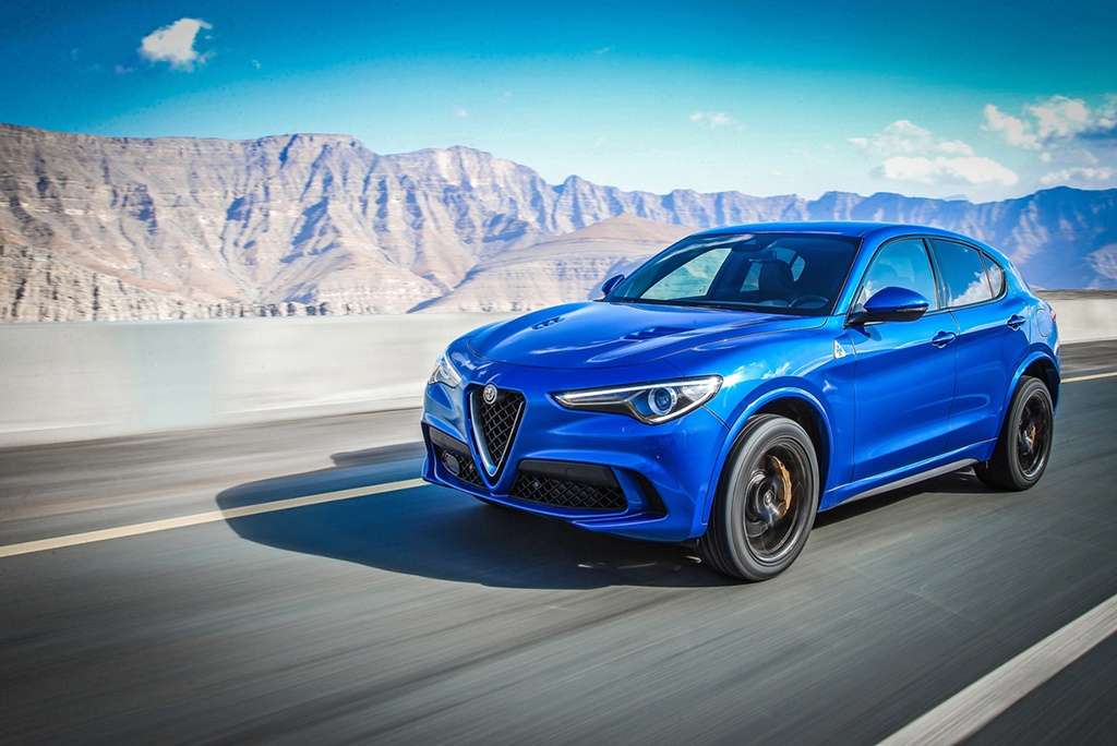 Alfa Romeo Stelvio Quadrifoglio’ya Yılın Spor Otomobili Ödülü!