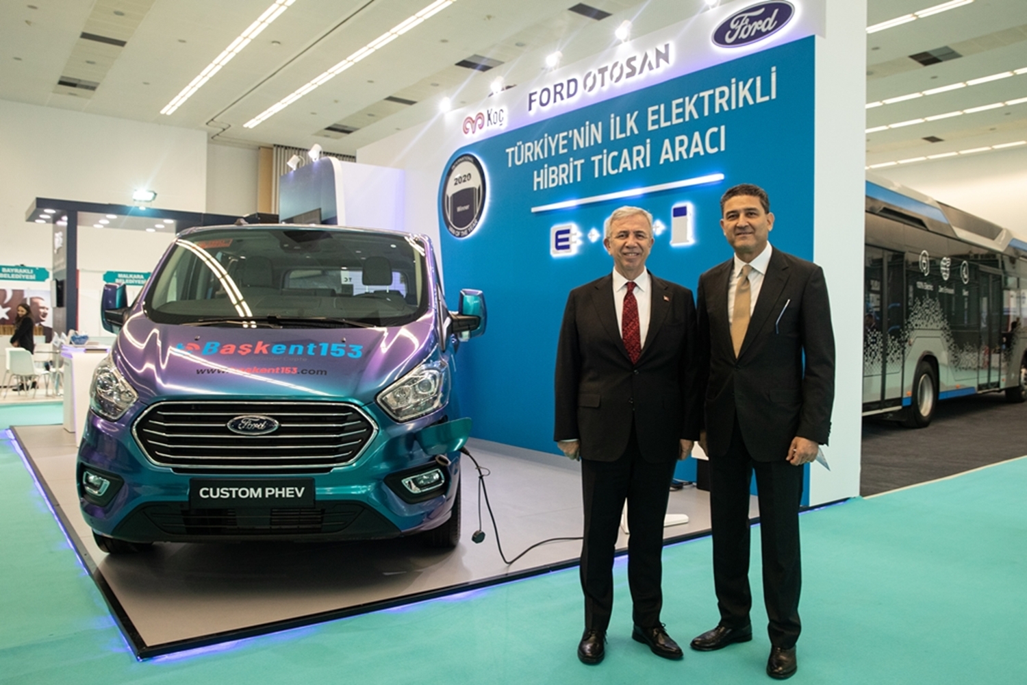 Yerli Şarj Edilebilir Araç Ford Custom PHEV Ankara’da Test Ediliyor