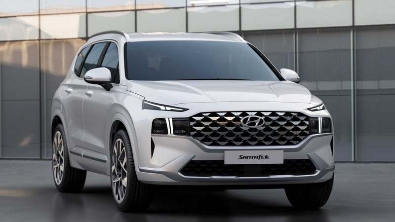 Hyundai, Tuscon Modelinden Sonra Santa Fe Modelinin de Örtüsünü Kaldırdı!