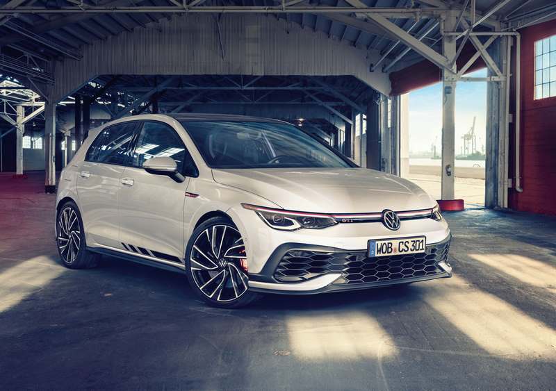 VW MK8 GOLF GTI ClubSport ile Hot Hatch Pazarı Kızışıyor!
