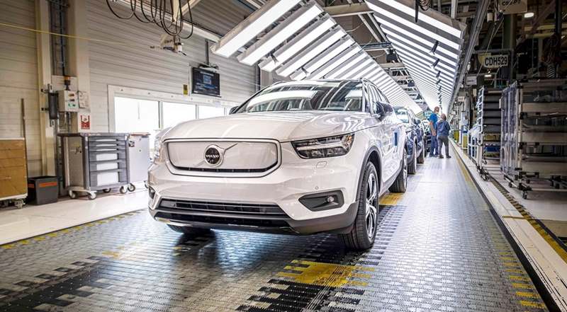 Volvo Cars, Tam Elektrikli XC40 Recharge’in Üretimine Başladı