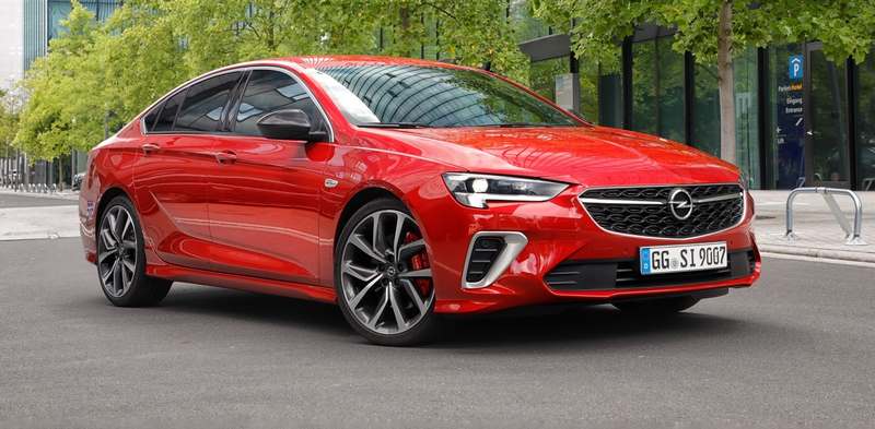 Yeni Insignia 490,900 TL’ndan Başlayan Fiyatlar İle Bayilerde