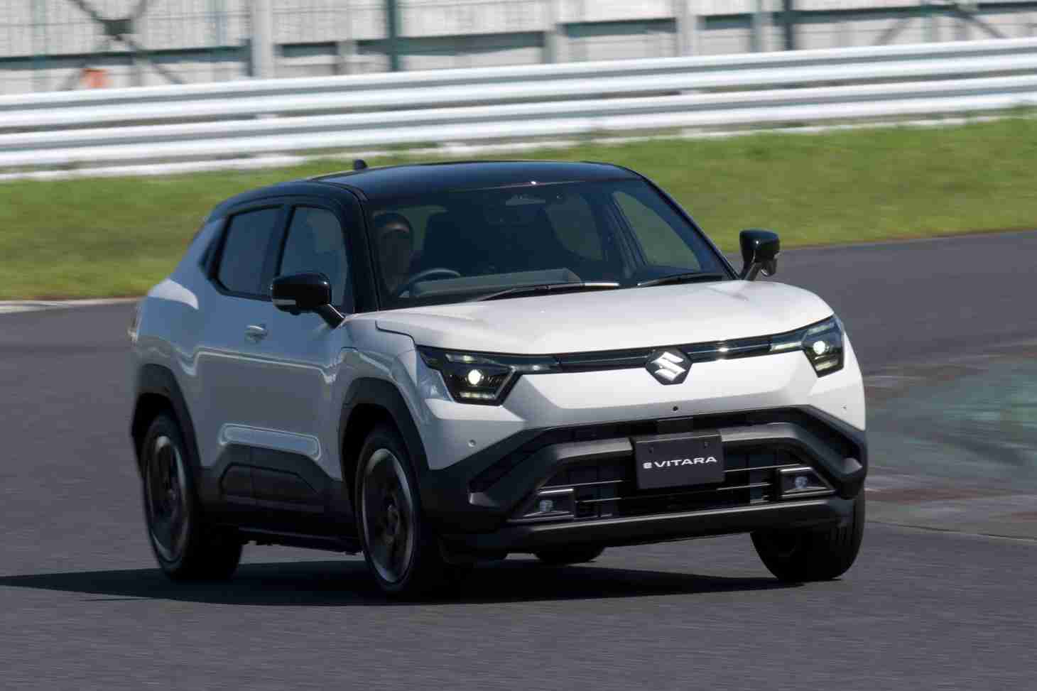 Suzuki eVitara Türkiye Yoluna Çıkarsa SUV Sınıfını Karıştırır mı? İşte 600 KM Menzilli Elektrikli Bombanın Tüm Detayları!