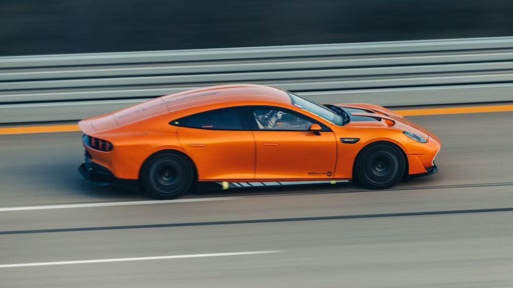 Mercedes Concept AMG GT XX Rekor Kırdı: 24 Saatte 5.479 Km, 7 Günde Dünyayı Turladı!