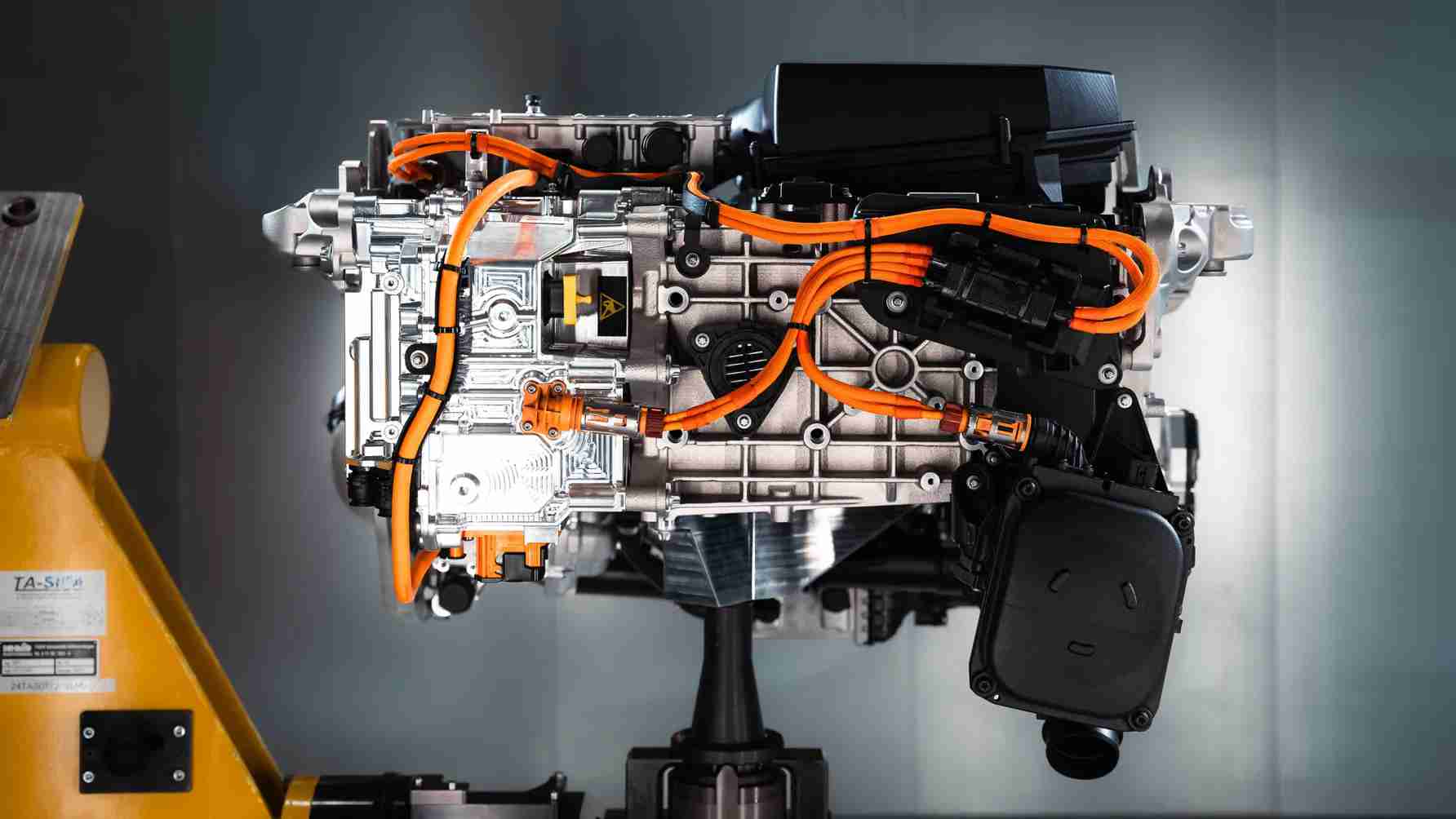 BMW 2028’de Hidrojenli Otomobil Üretimine Hazırlanıyor: Toyota İş Birliğiyle Yeni Dönem Başlıyor