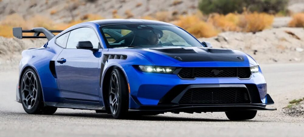 Ford Mustang GTD: 815+ HP’lik Pist Canavarı Yola İniyor!