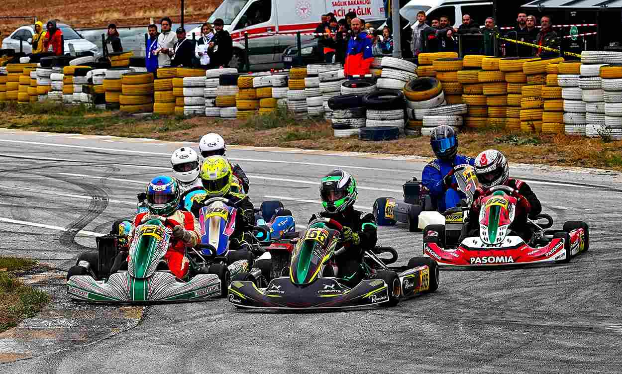 Karting Şampiyonası Uşak’a Taşınıyor: Hız, Heyecan ve Genç Yetenekler Sahneye Çıkıyor