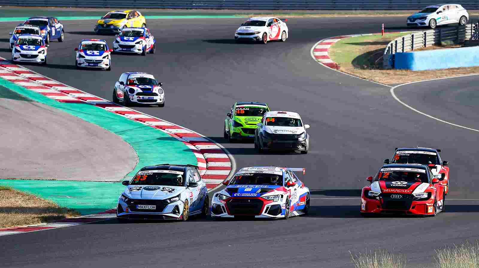 Pist Heyecanı TOSFED İstanbul Park’ta Devam Ediyor