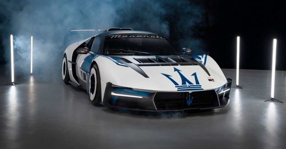 Yalnızca 62 Adet Üretilecek olan Maserati MCXtrema Modena’da İlk Sahibine Teslim Edildi