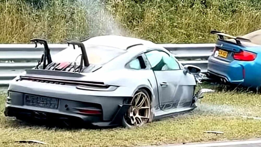 Nürburgring’de Dehşet Anları: Porsche ve BMW Alev Topuna Döndü!