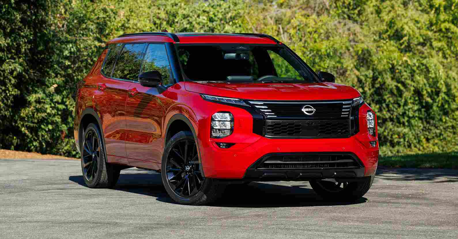 2026 Nissan Rogue Plug-in Hybrid: 38 Mil EV Menzi̇li ve 420 Mil Toplam Menzil ile Tanıtıldı