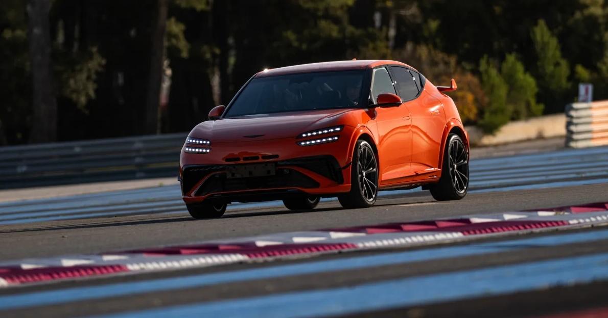 Genesis GV60 Magma: Hyundai Ioniq 5 N’in Lüks, 641 HP’lik Yorumu Sahneye Çıkıyor