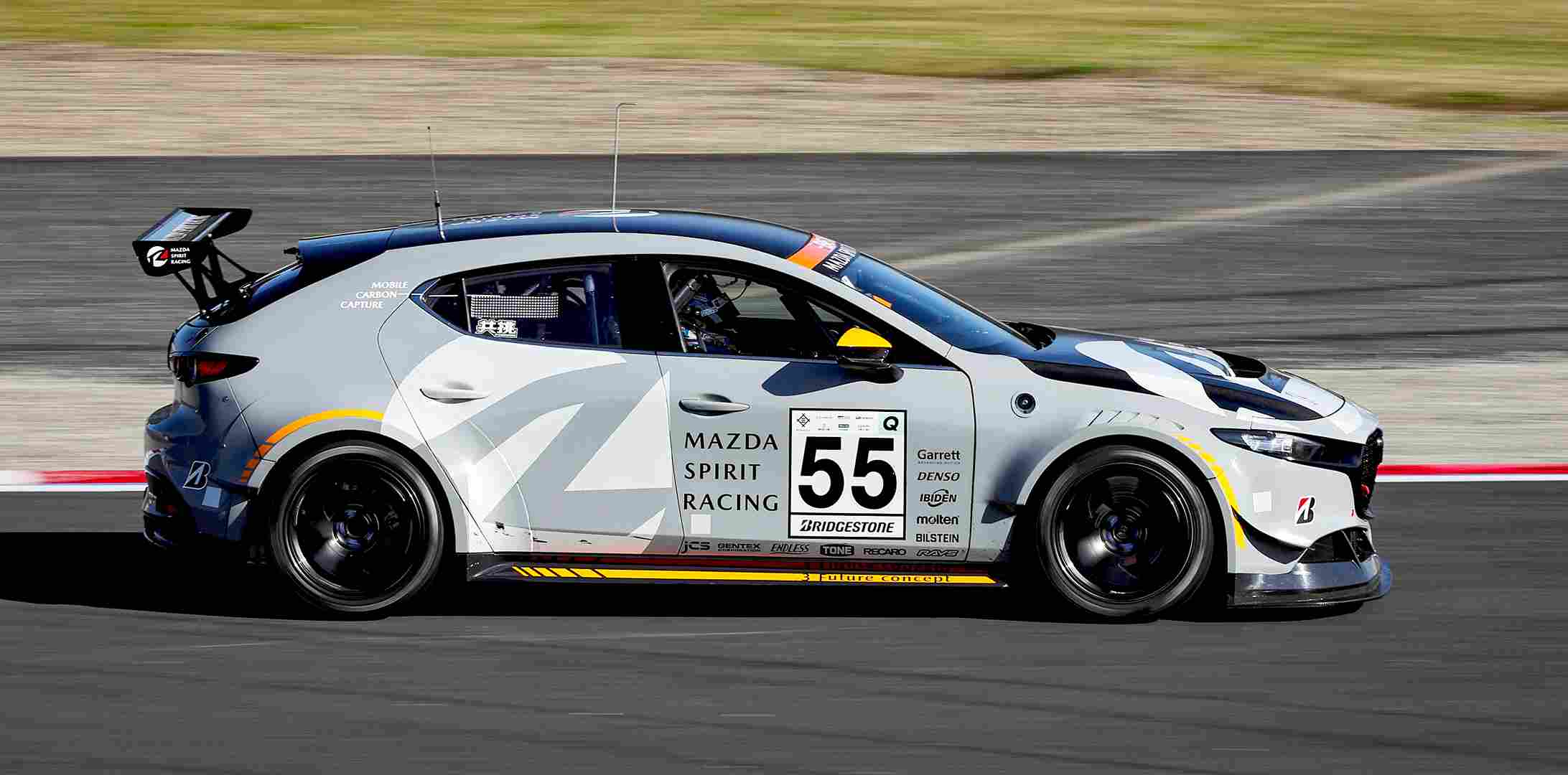 Mazda, Araç Üstü Karbon Toplama Teknolojisini Gerçek Pist Koşullarında Test Etti