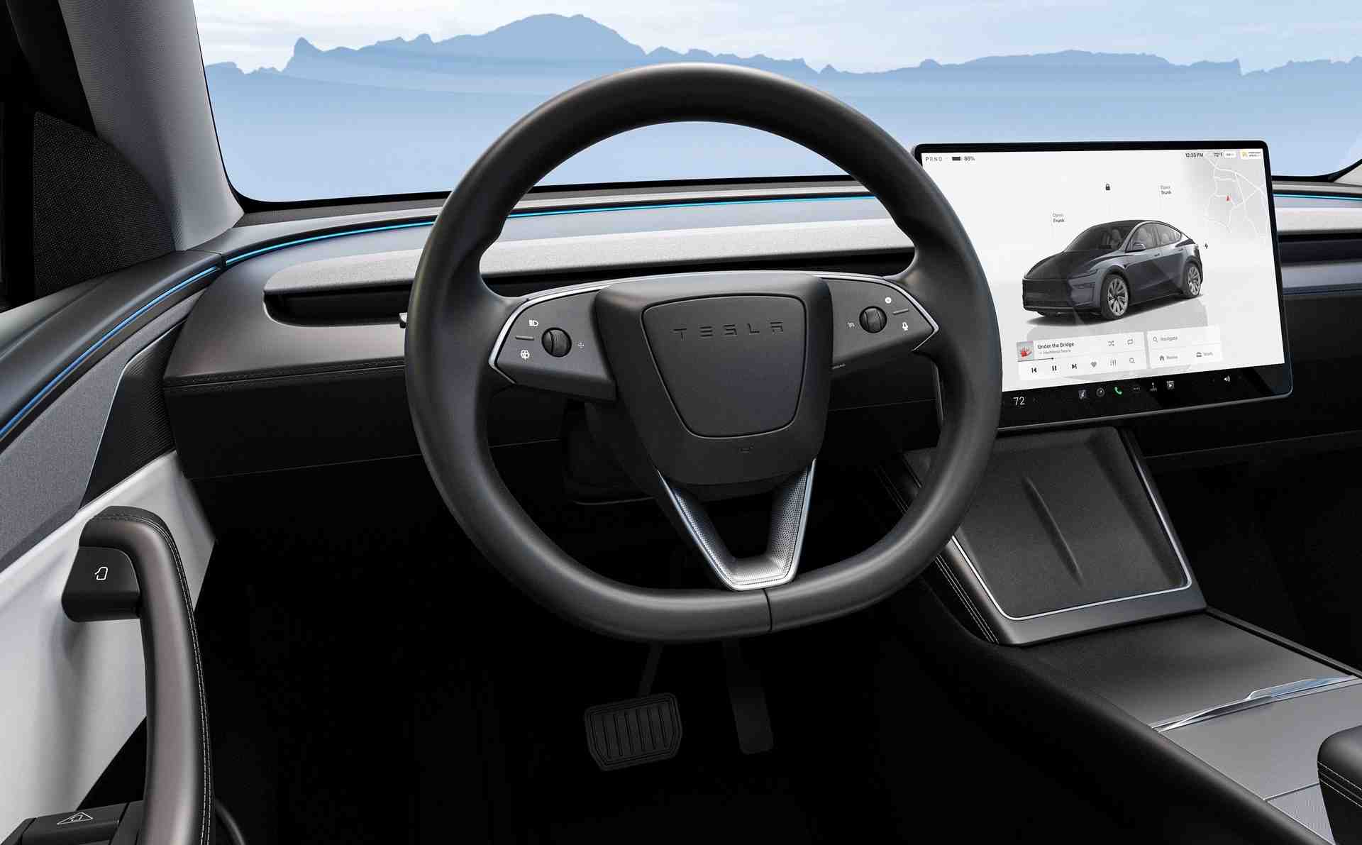 Tesla Tests Apple CarPlay Support for the First Time